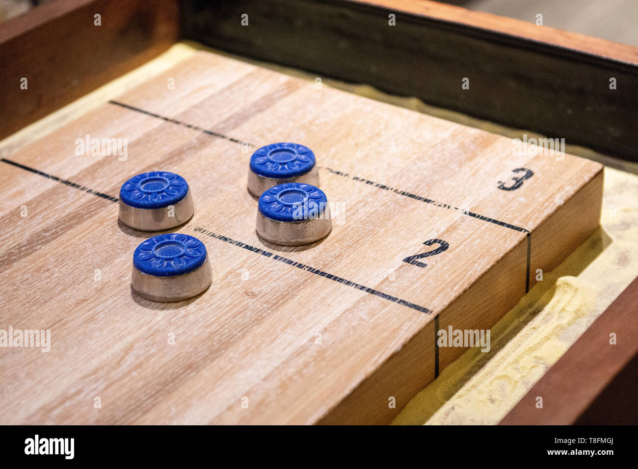 Dutch shuffleboard hi-res stock photography and images - Alamy
