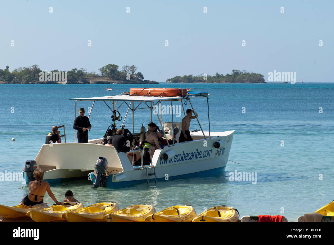 Scuba caribe diving boat with tourists preparing for a dive Stock Photo -  Alamy