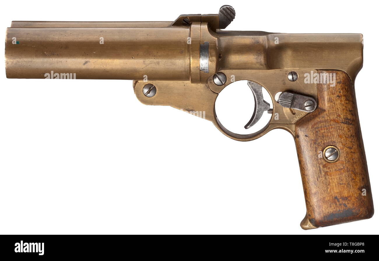 A double-barrelled signal pistol mod. A.W.W, World War I, navy Cal. 4, no. 1027. Matching numbers. Bright drop barrels with snapper locks, length 112 mm. Total length 215 mm. Weight 1250 g. Interior hammer. Safety. Signal pin. No barrel selector button. Construction attributed to Artilleriewerkstätten Wilhelmshaven (A.W.W.). On pommel marked 'W.K.1915 No.1027', next to it navy acceptance mark crown/'M2', thus inventoried by the Kiel shipyards in 1915. No further stamps or inscriptions. Brass grip frame and barrel. The smooth trigger, opening leve, Additional-Rights-Clearance-Info-Not-Available Stock Photo