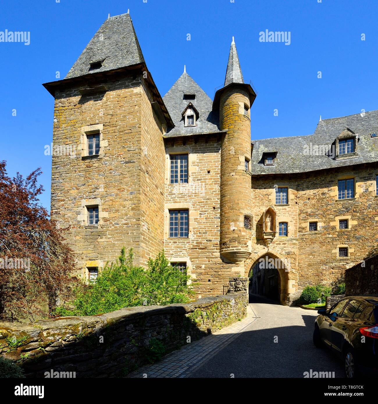 Page 2 Uzerche High Resolution Stock Photography And Images Alamy Page 2 Uzerche High Resolution Stock Photography And Images Alamy
