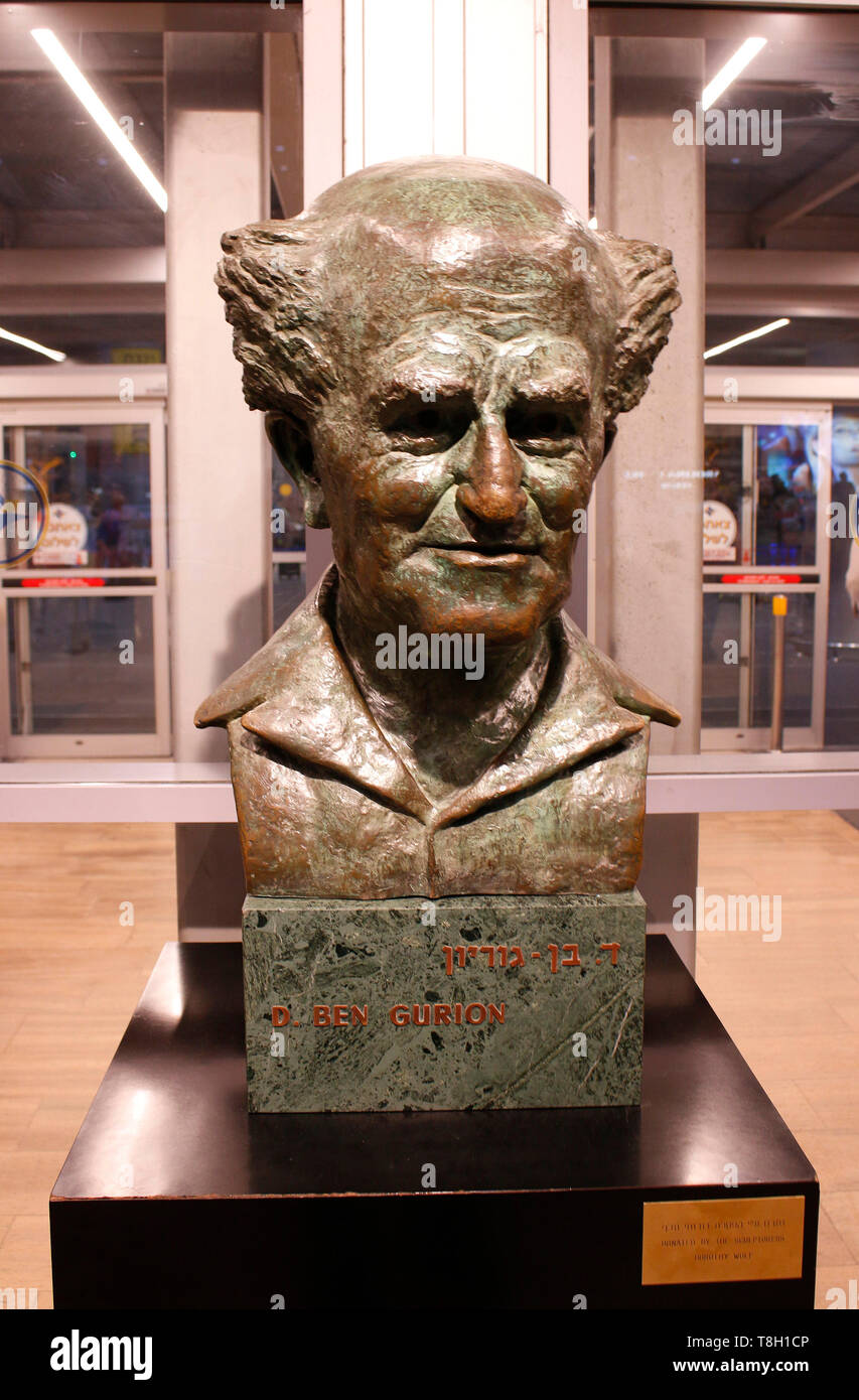 David ben gurion statue hi-res stock photography and images - Alamy