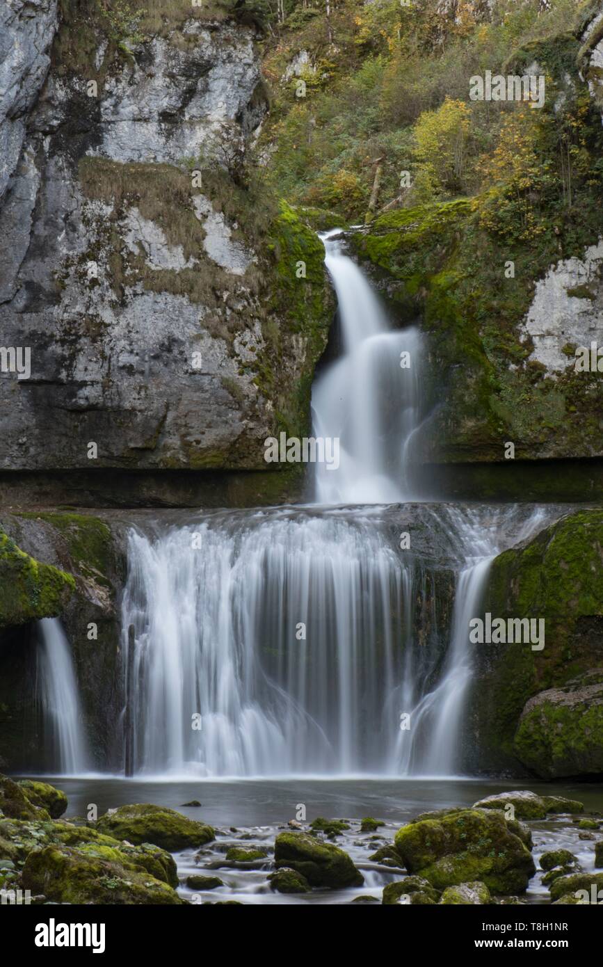 France, Jura, Le Vaudioux, waterfall of Billaude on the river of Lemme Stock Photo