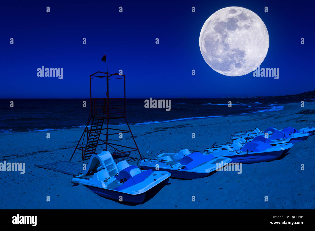 Lunar rescue hi-res stock photography and images - Alamy