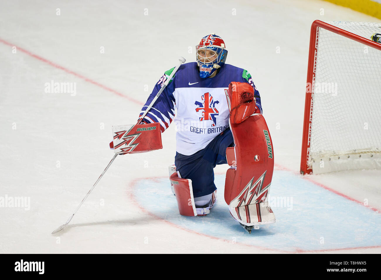 Kosice, Slovakia. 12th May, 2019. Ben BOWNS, GBR 33 frustrated after 8-0 goal CANADA - GREAT BRITAIN 8-0 Preliminary Round Group A IIHF ICE HOCKEY WORLD CHAMPIONSHIPS in Kosice, Slovakia, Slowakei, May 12, 2019, Season 2018/2019, Credit: Peter Schatz/Alamy Live News Stock Photo
