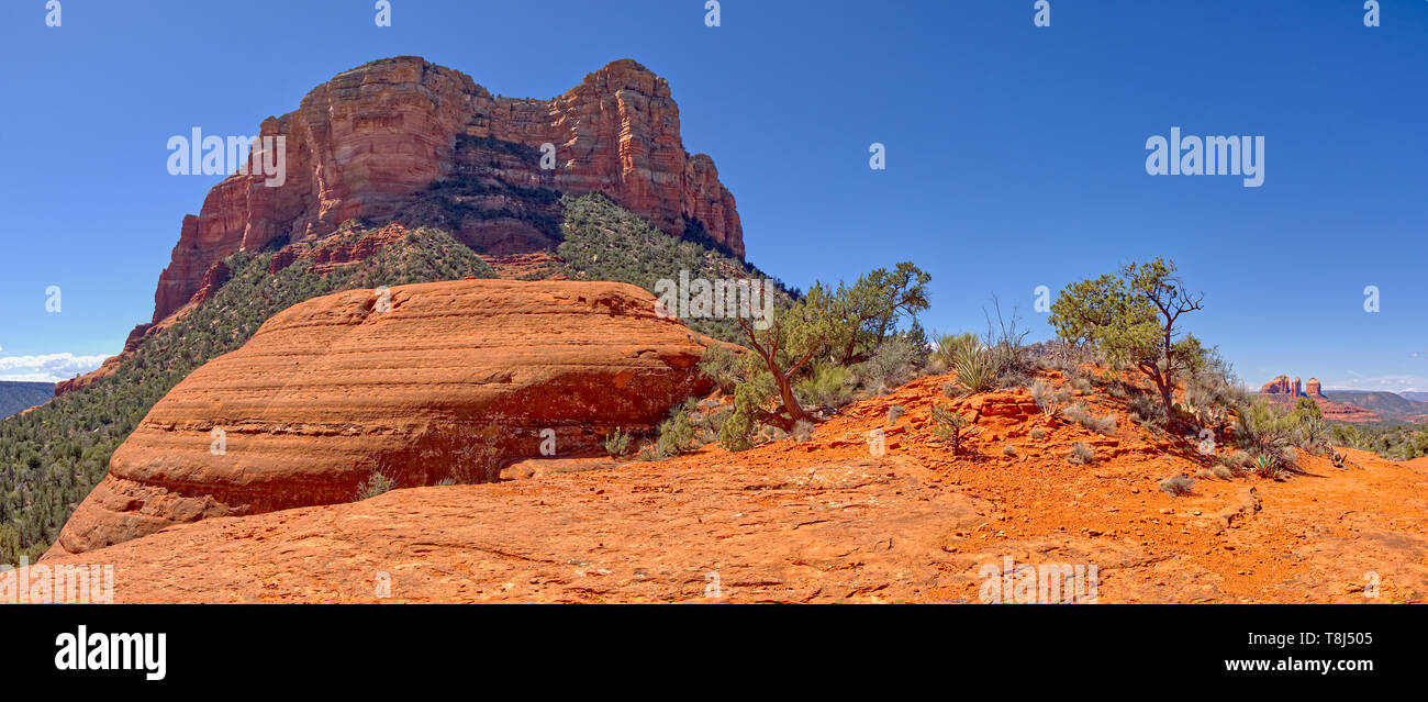 Courthouse Butte and Cathedral Rock viewed from the Judges Bench, Sedona, Arizona, United States Stock Photo
