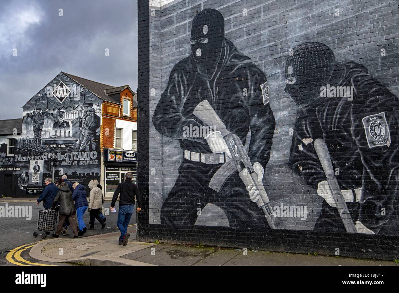 United Kingdom, Northern Ireland, Ulster, county Antrim, Belfast, Loyalist murals in East Belfast dock area Stock Photo