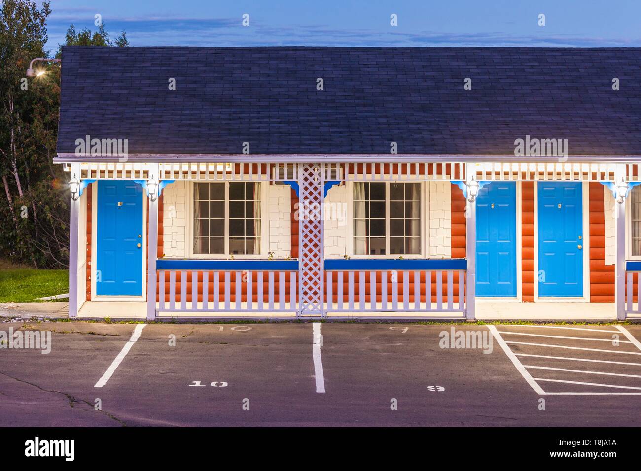 Canada, New Brunswick, Bay of Fundy, Lower Cape, colorful motel Stock Photo