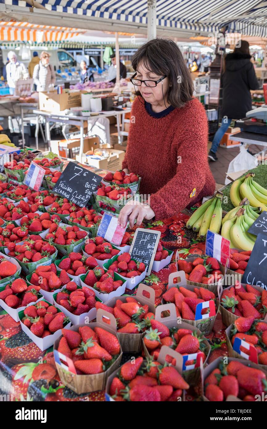 France Alpes Maritimes Nice Old Nice District Cours Saleya Market Strawberry Stall Of Carros Stock Photo Alamy