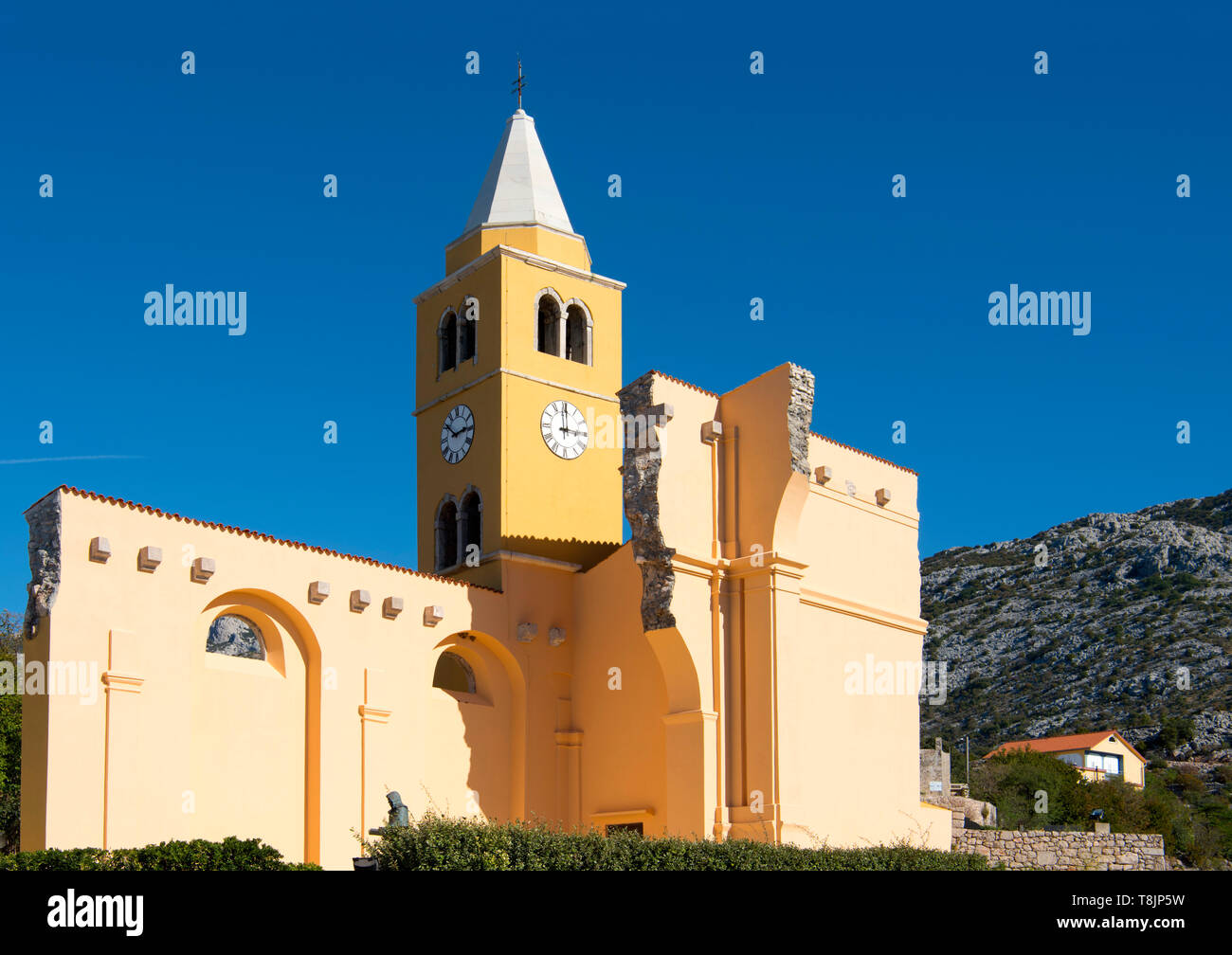 Kroatien, Kvarner Bucht, Karlobag, Kirche Sveti Karlo Boromejski, von der einst auf den Fundamenten der St. Johannes Kirche errichteten Kirche sind na Stock Photo