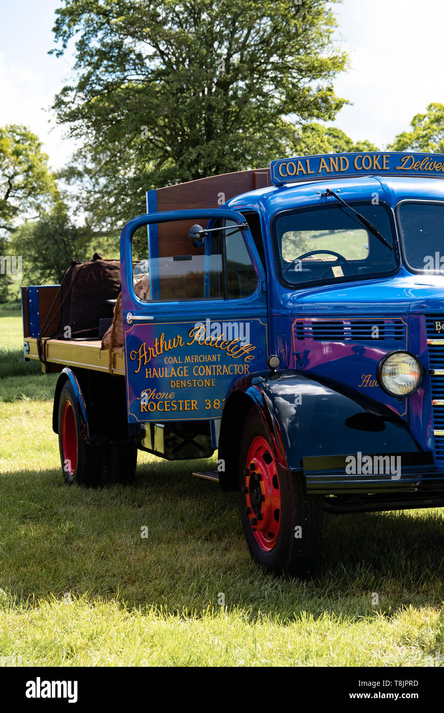 Bedford O Type 1951 flat-bed coal delivery truck, blue, UK Stock Photo