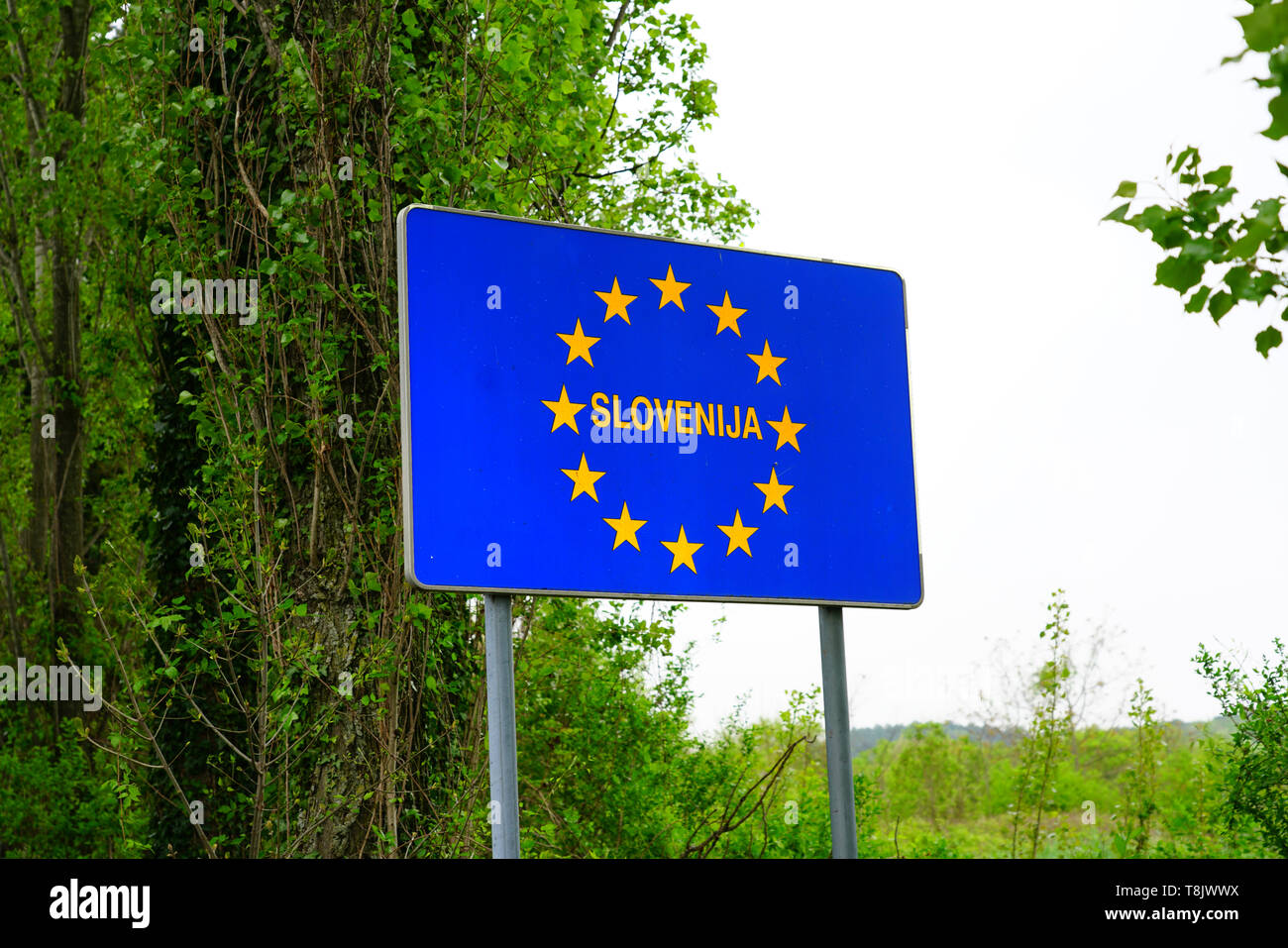 Border between italy slovenia hi-res stock photography and images - Alamy