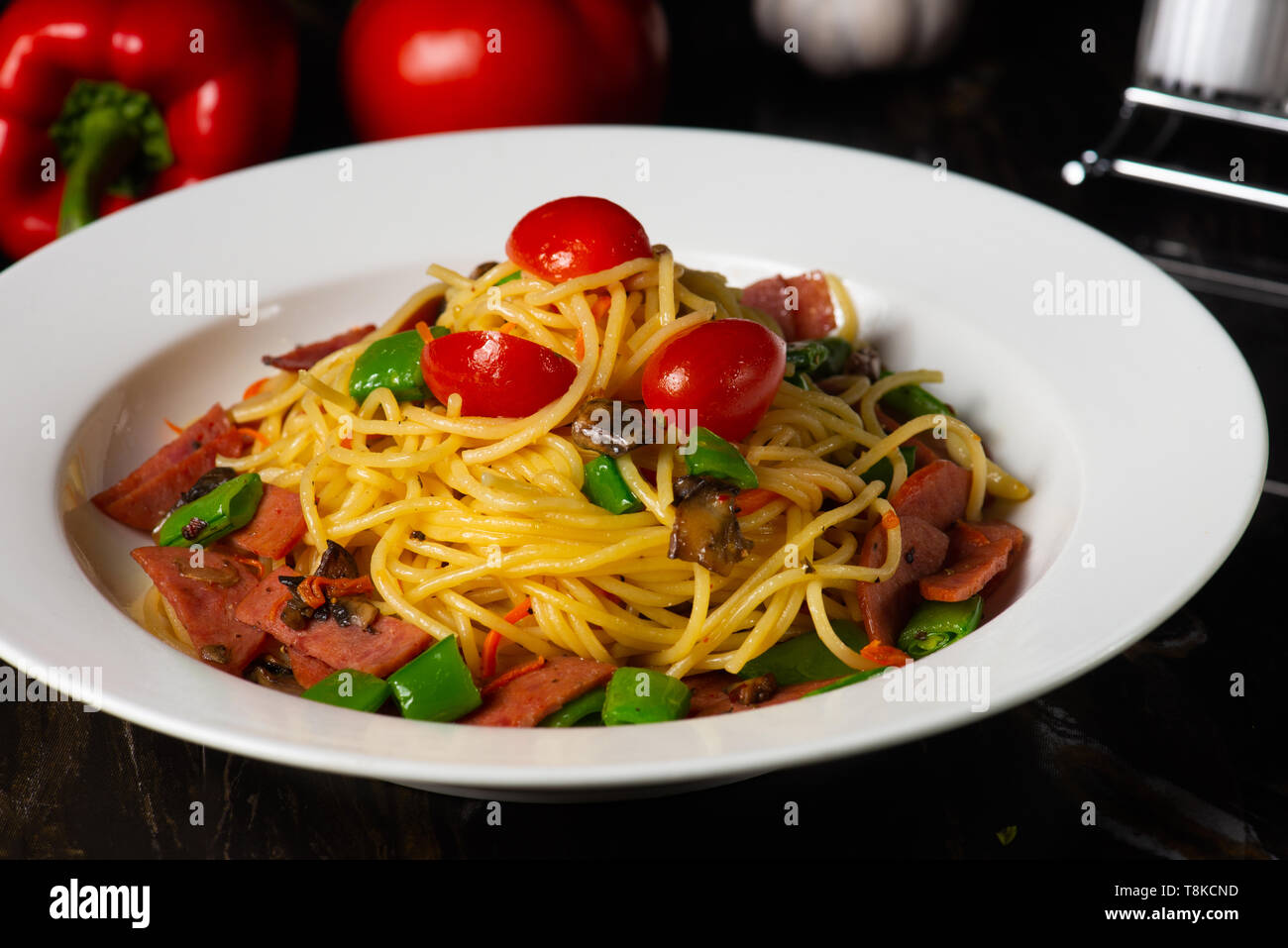 beef spaghetti aglio olio Stock Photo