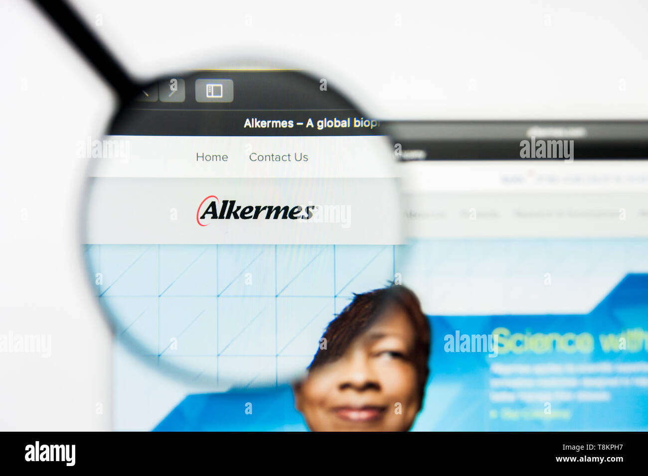 Richmond, Virginia, USA - 8 May 2019: Illustrative Editorial of Alkermes plc website homepage. Alkermes plc logo visible on screen. Stock Photo