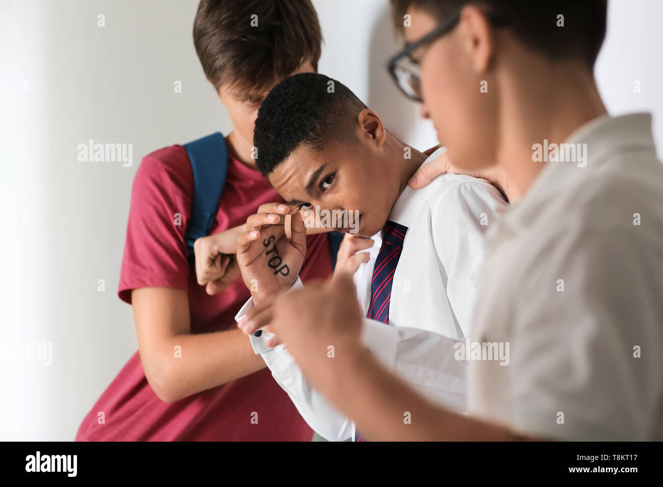 african-american-teen-boy-scared-sarah-carter-sexy