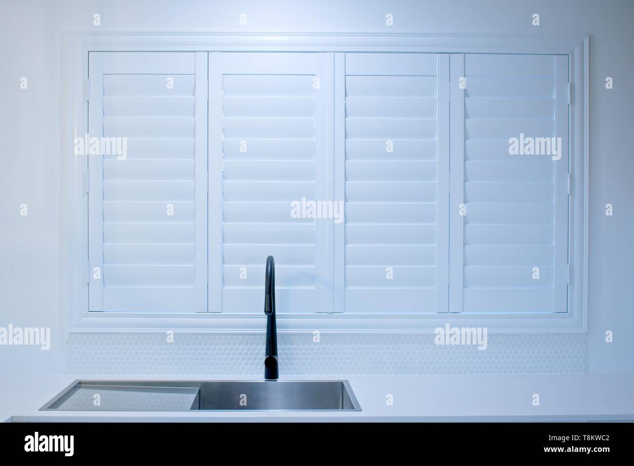 Plantation shutters hires stock photography and images Alamy