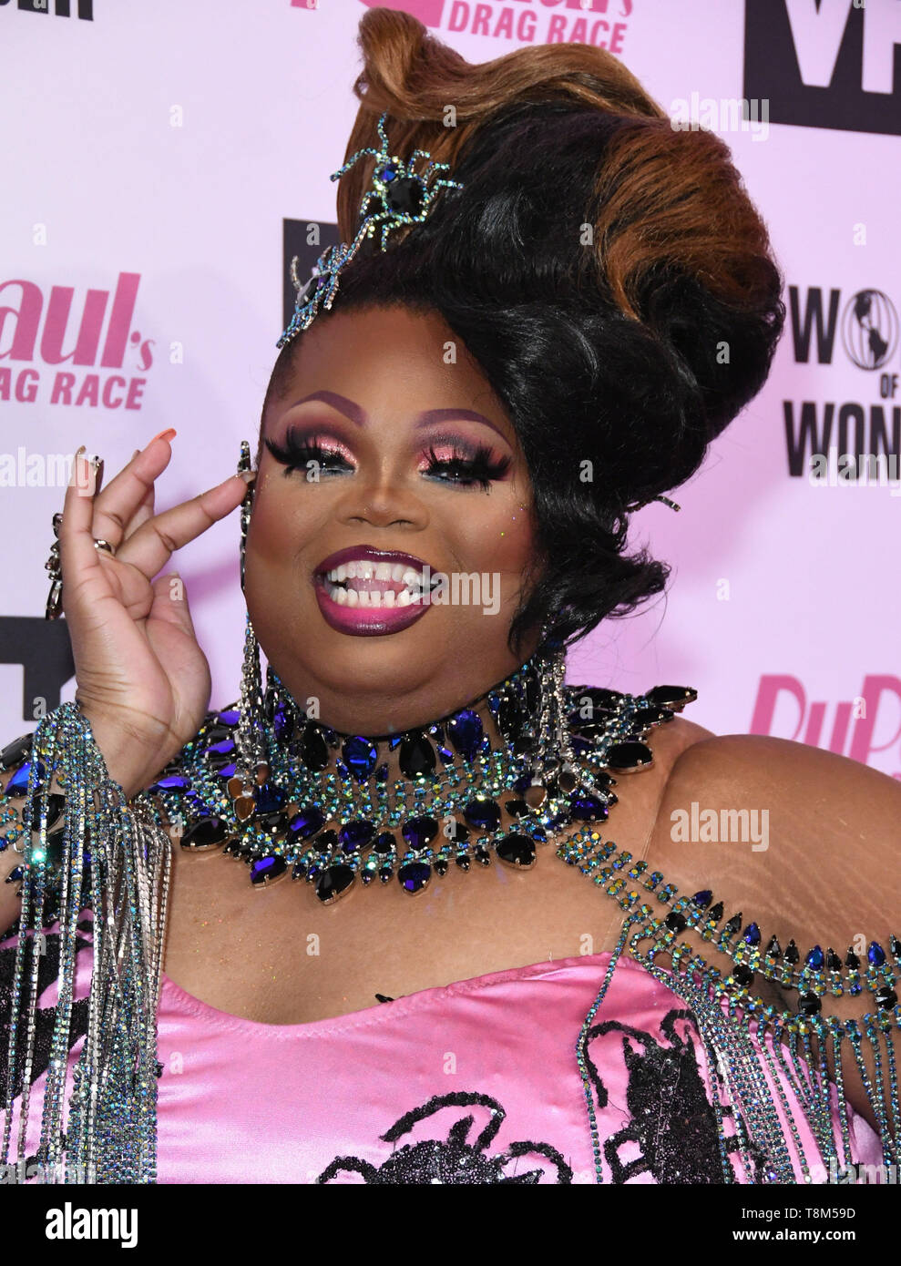 Silky nutmeg ganache hires stock photography and images Alamy