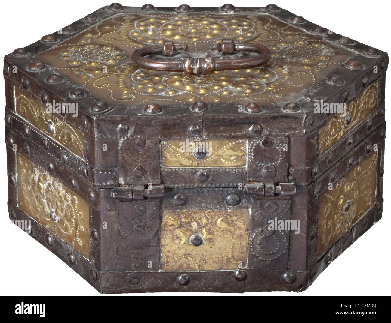 A Dutch hexagonal casket, circa 1680 Wooden body with riveted iron band fittings, the sections applied with finely embossed sheet brass. Obverse lock with two star-shaped brass studs, hollow shank key. The hinged lid with movable iron handle. The interior lined with greenish gobelin cloth featuring blossoms and tendrils. Size 14 x 27 x 23 cm. Provenance: A.J.G. Verster Collection, depicted in: Verster, A.J.G, Bronze - Altes Gerät aus Bronze, Messing und Kupfer, Hanover 1966, no. 56. historic, historical, handicrafts, handcraft, craft, object, obj, Additional-Rights-Clearance-Info-Not-Available Stock Photo