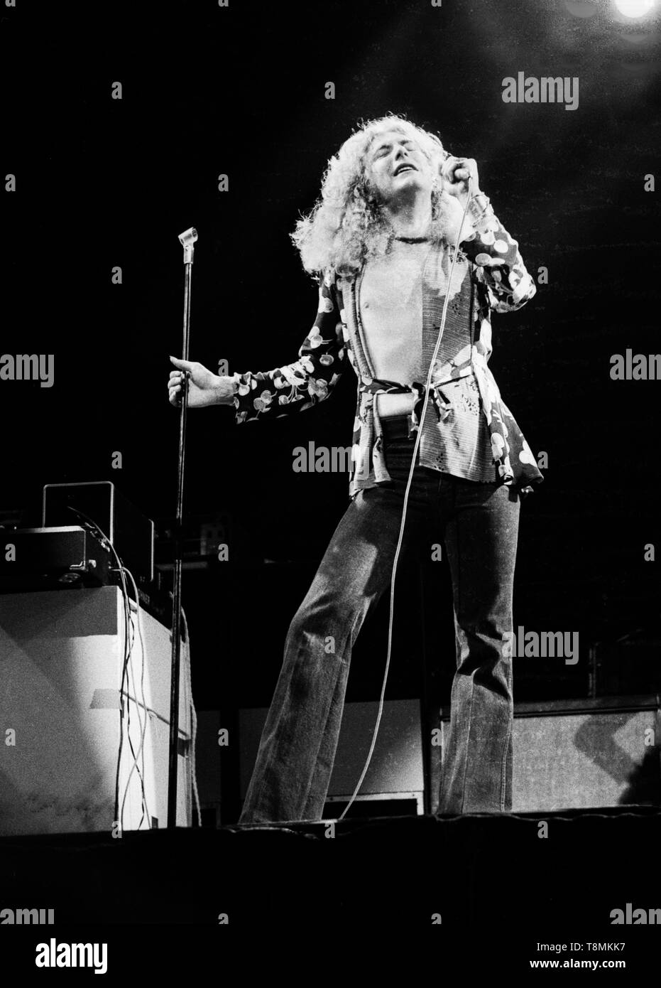 GERMANY - MARCH: Robert Plant from Led Zeppelin performs live on stage in  Germany in March 1973 (Photo by vCaem/Gijsbert Hanekroot/Redferns Stock  Photo - Alamy