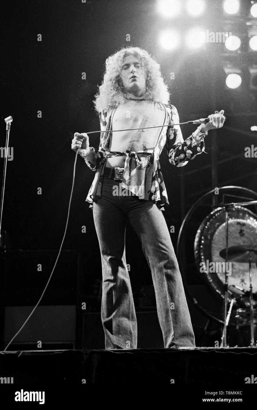 GERMANY MARCH Robert Plant from Led Zeppelin performs live on stage