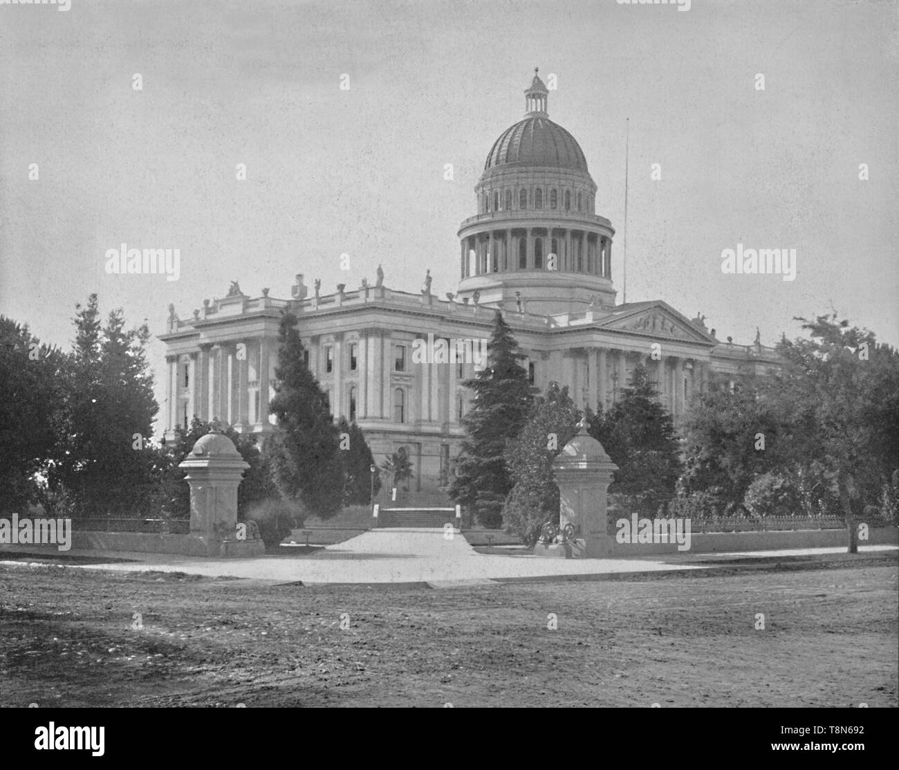 Sacramento capitol Black and White Stock Photos & Images - Alamy