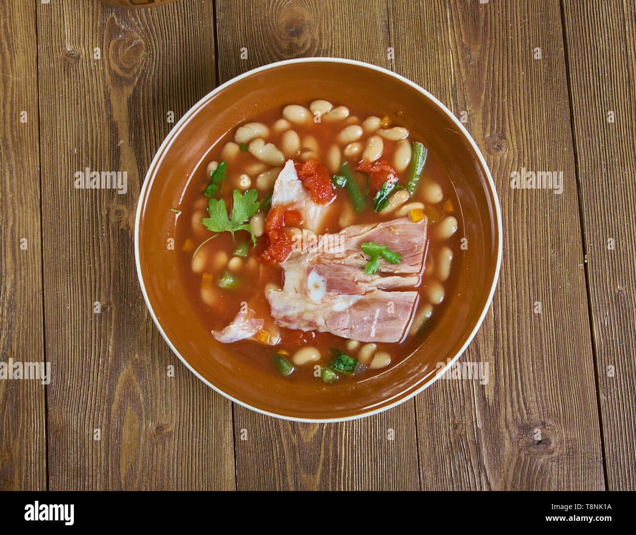 Southern Crock Pot Pinto Beans With Ham Hocks Stock Photo Alamy