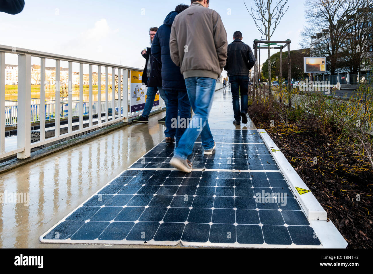 Nantes (north-western France): testing of photovoltaic panels on the roadway. Experimentation of the river isand of Nantes by the company SAMOA (owner Stock Photo