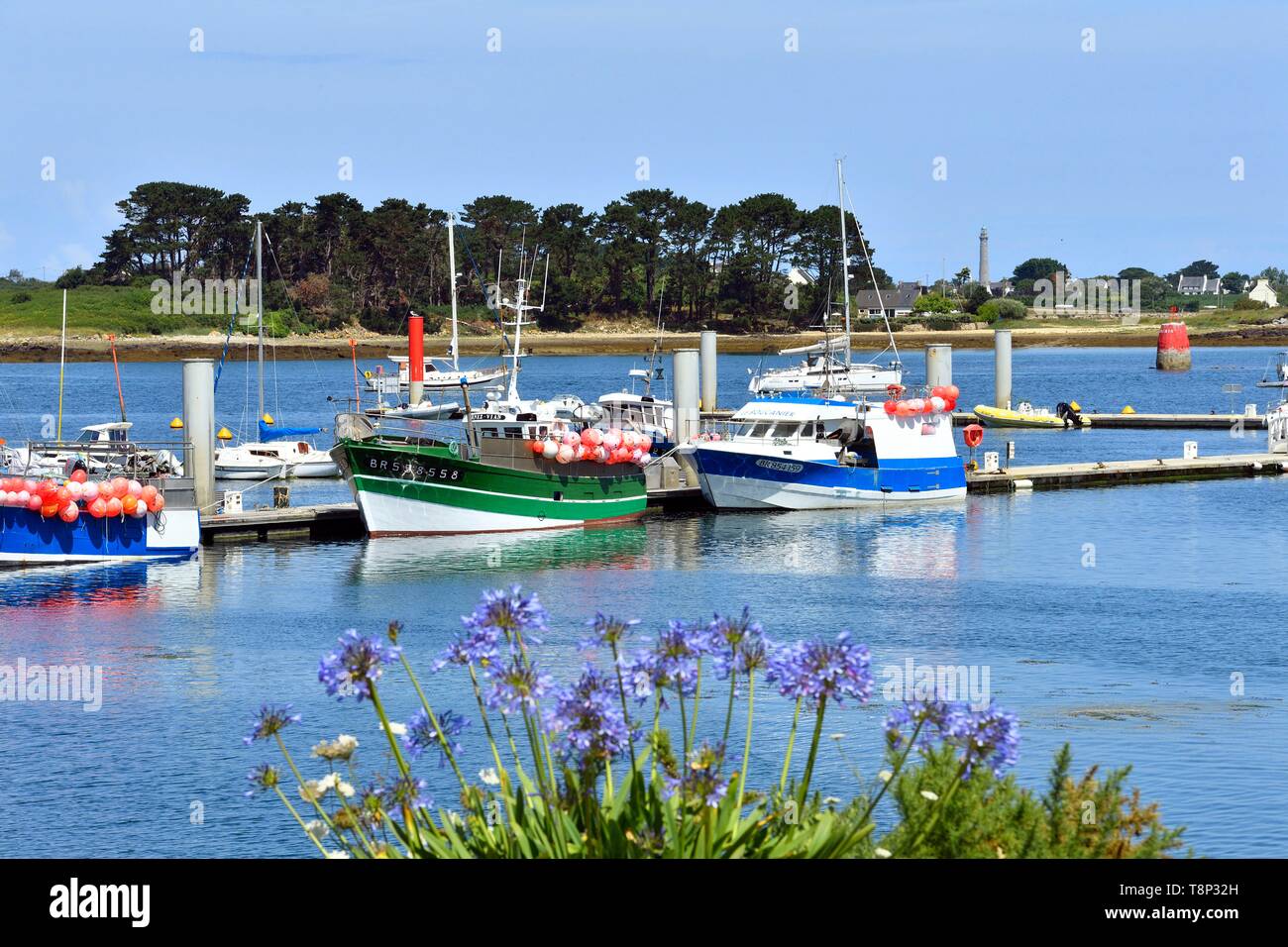 France, Finistere, Pays des Abers, Legends Coast, Plouguerneau, Aber Wrac'h  port Stock Photo - Alamy