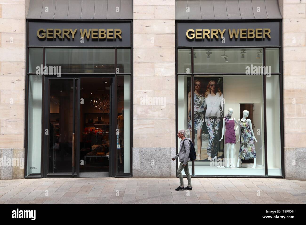 LEIPZIG, GERMANY - MAY 9, 2018: People walk by Gerry Weber at Grimmaische  Street in Leipzig, Germany. Grimmaische Strasse is the heart of Leipzig's  pe Stock Photo - Alamy