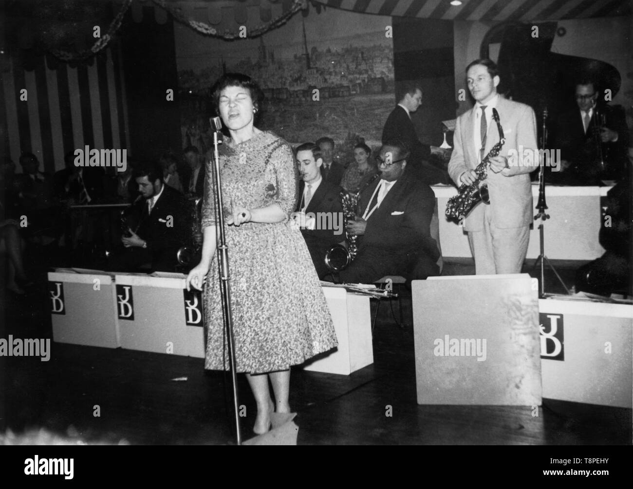 Cleo Lane, Johnny Dankworth Band, Sunday Sessions, Marquee Club, London, 1960. Creator: Brian Foskett. Stock Photo