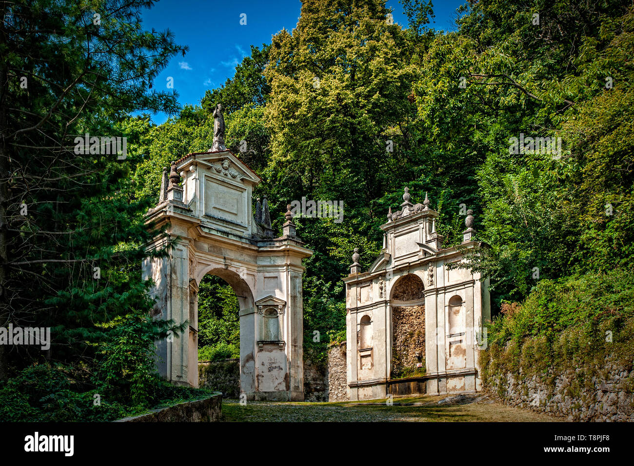 Sacro Monte Di Varese Italy Hi res Stock Photography And Images Alamy sacro-monte-di-varese-italy-hi-res-stock-photography-and-images-alamy