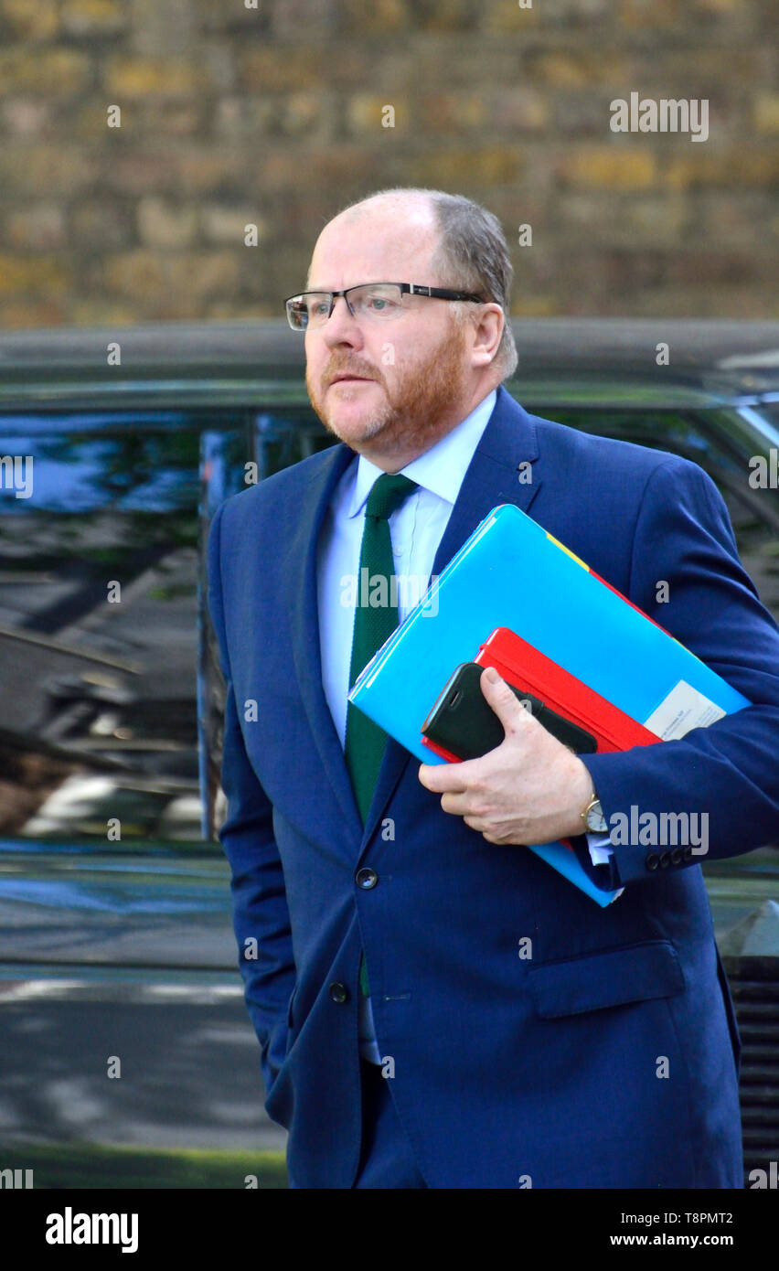 George Freeman MP (Con: Mid Norfolk) arriving towards the end of a very long weekly Cabinet meeting in Downing Street, Westminster. London, UK. 14th May 2019. Stock Photo