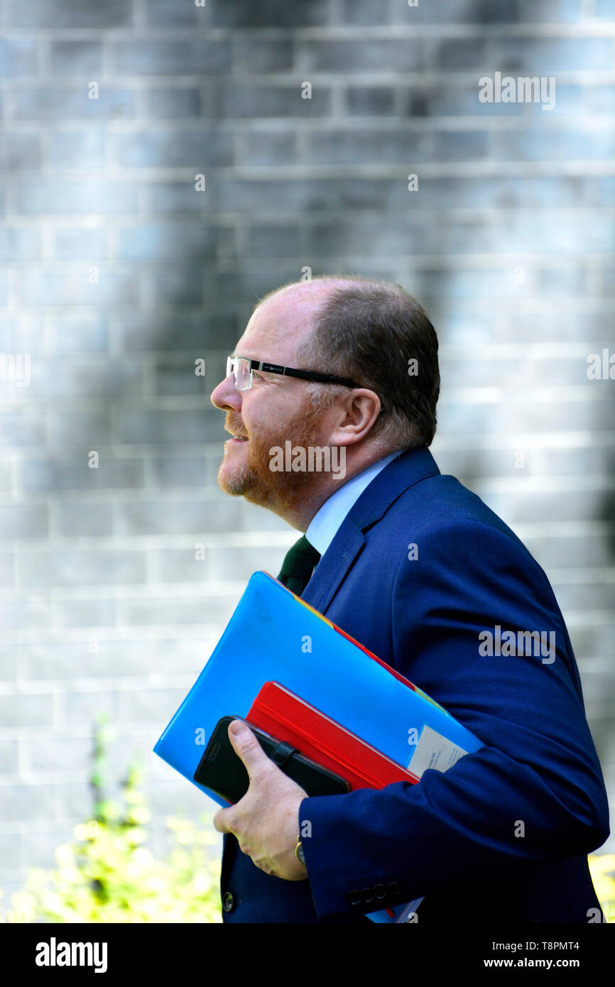 George Freeman MP (Con: Mid Norfolk) arriving towards the end of a very long weekly Cabinet meeting in Downing Street, Westminster. London, UK. 14th May 2019. Stock Photo