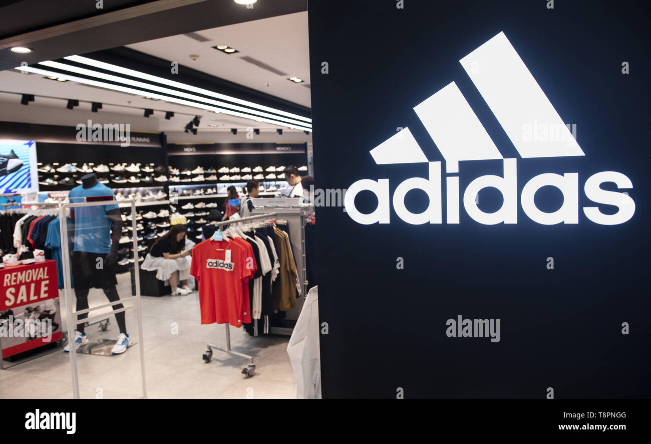 adidas outlet moa, great deal off 78% - statehouse.gov.sl