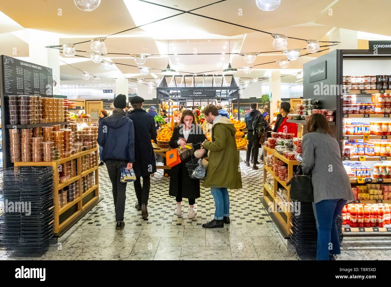 France Paris Le Bon Marche Department Store The Big Grocery Store Stock Photo Alamy