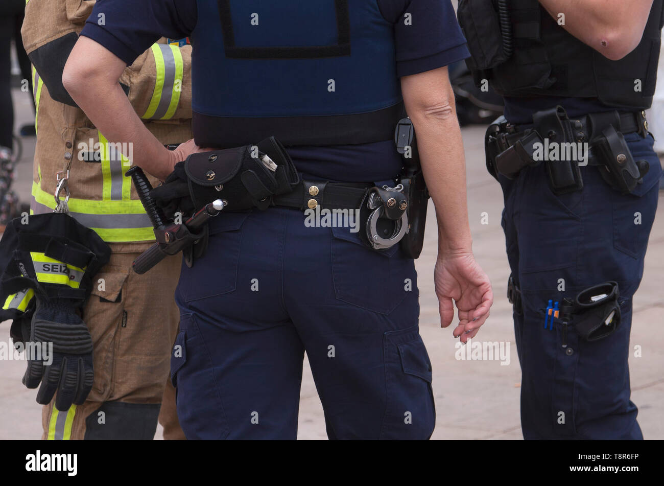 Feuerwehr uniform hi-res stock photography and images - Alamy