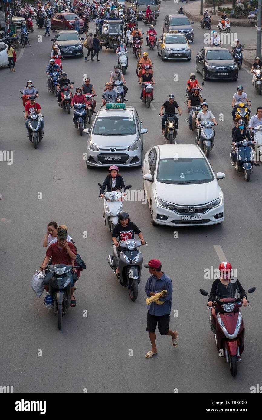 Vietnam, Red River Delta, Hanoi, road traffic Stock Photo