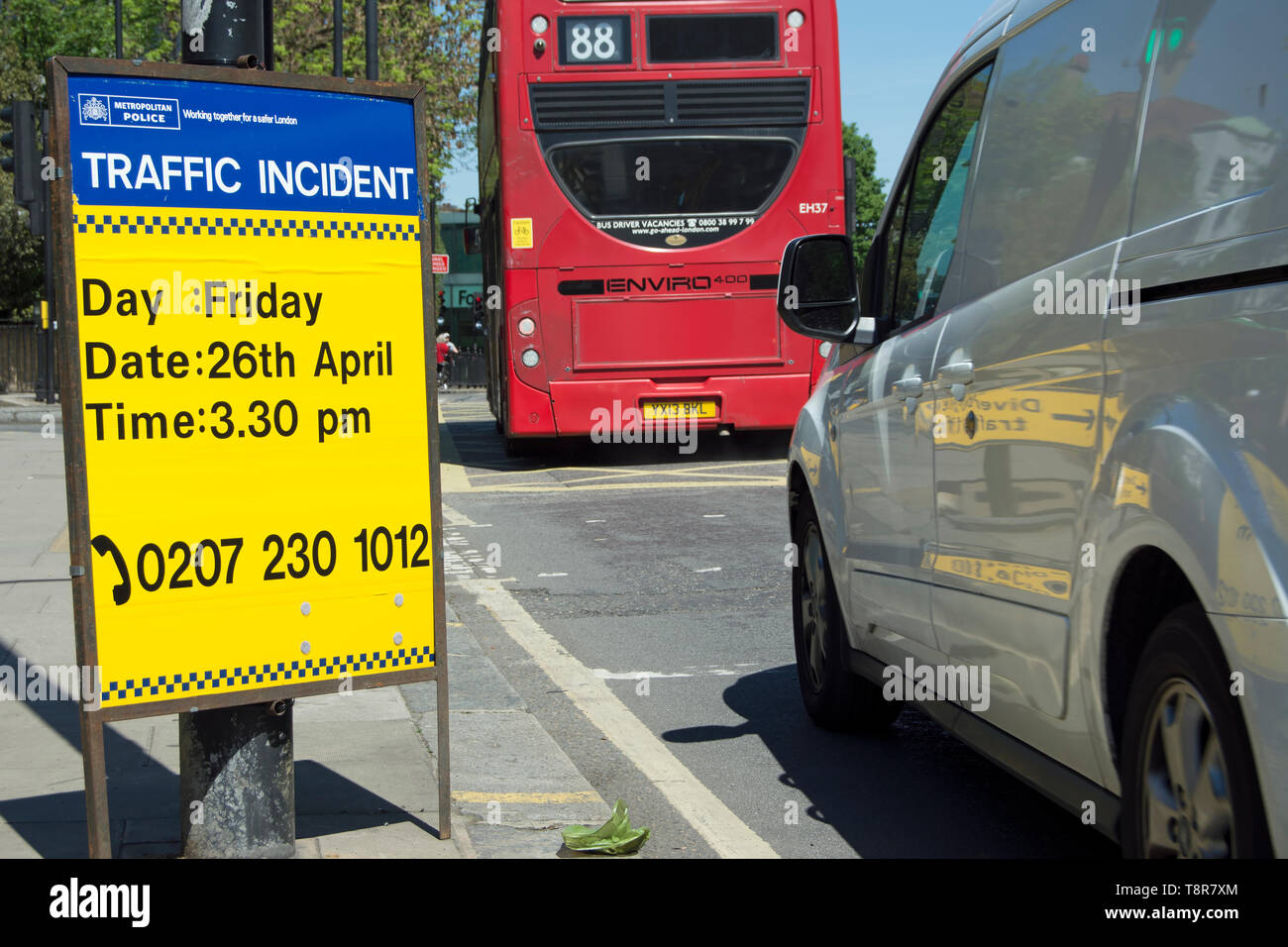 roadside metropolitan police traffic incident sign inviting witnesses to contact the police with information, camden, london, england Stock Photo