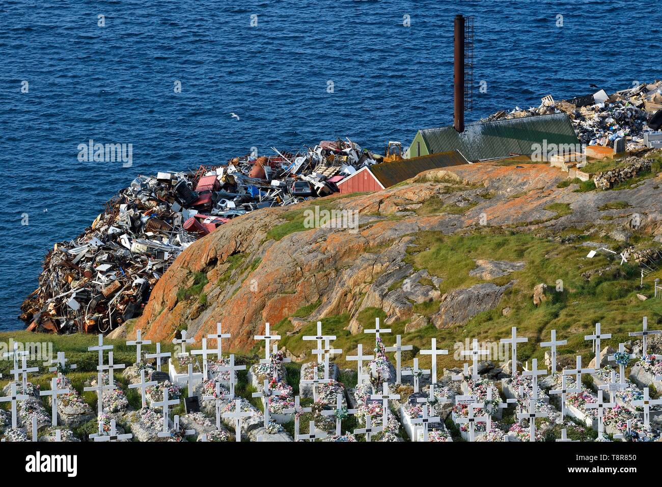 Greenland, West Coast, Baffin Bay, Upernavik, the cemetery overlooks the dump Stock Photo