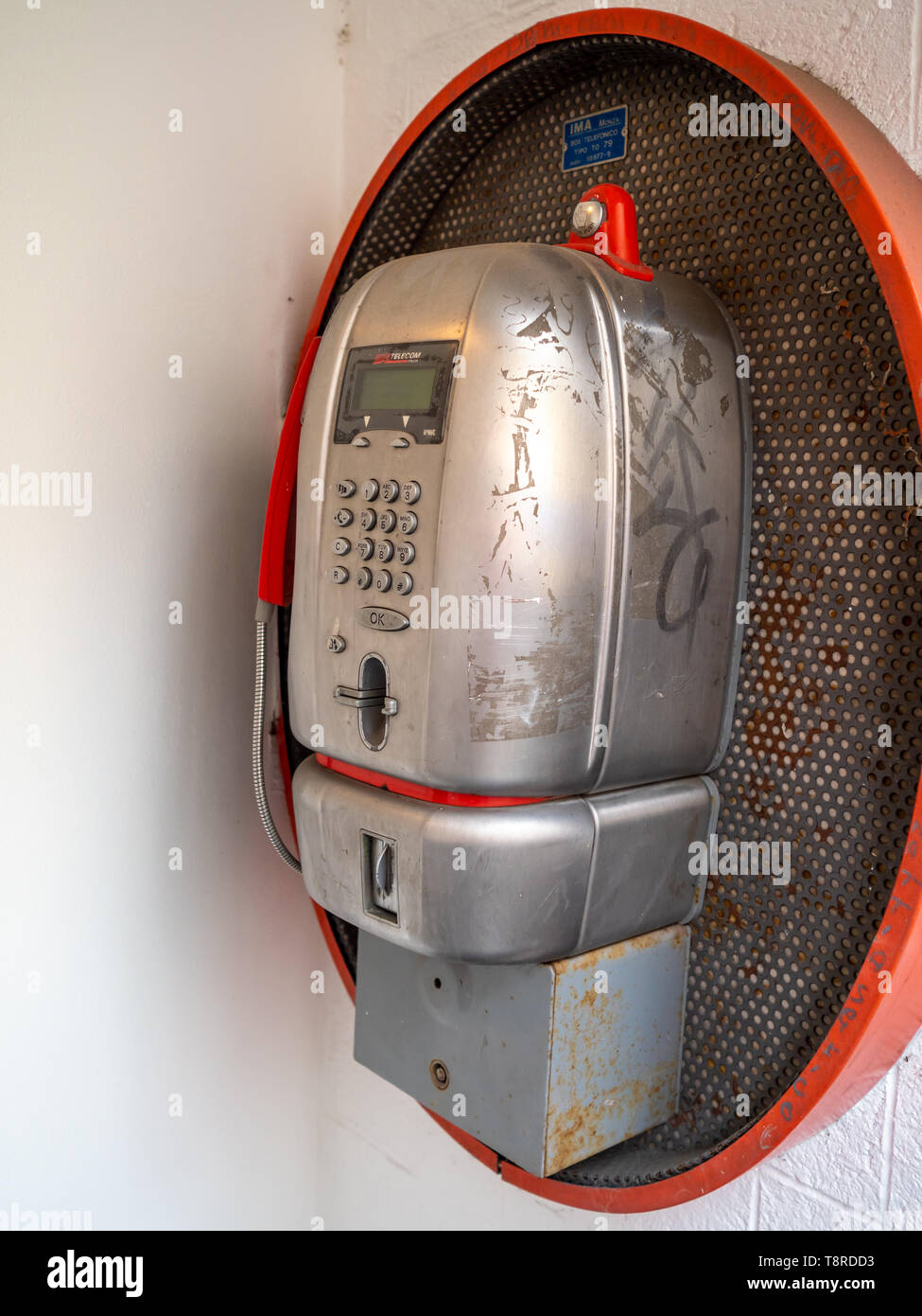 Vintage phone booth hi-res stock photography and images - Alamy