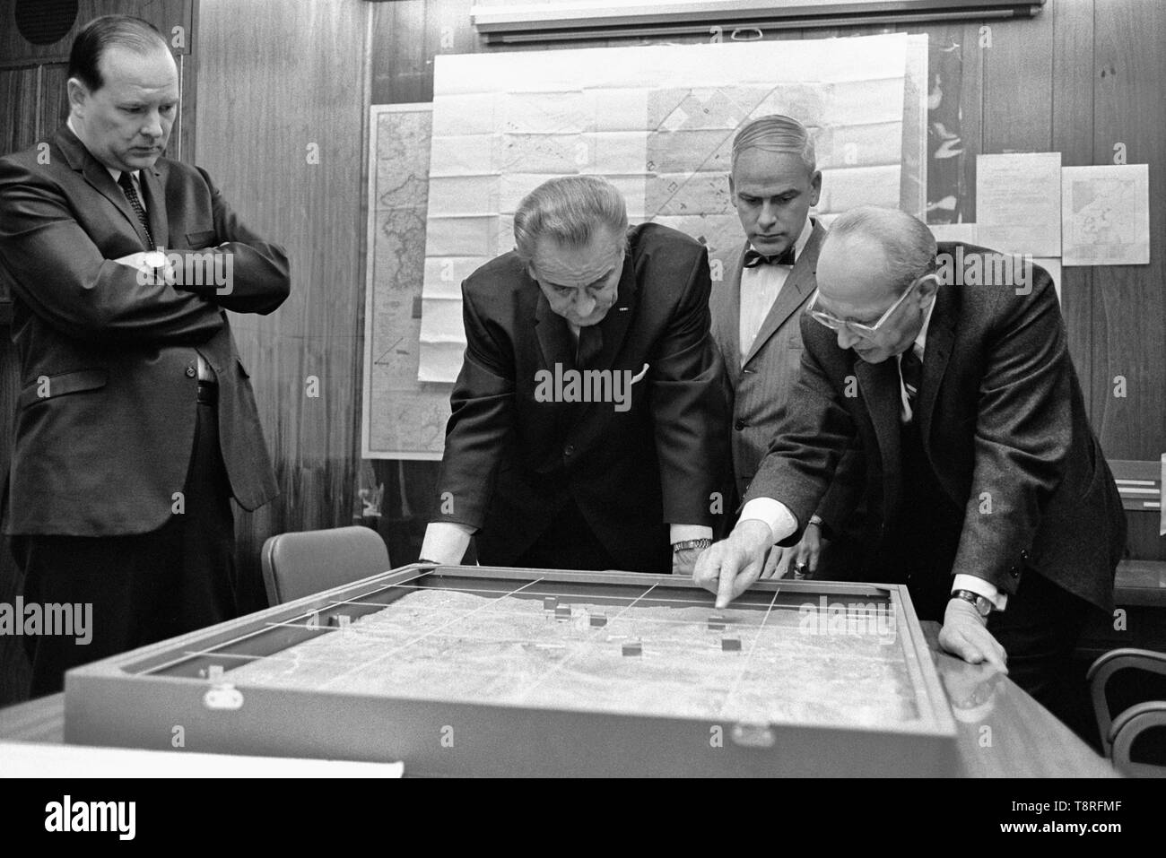 Situation Room: Walt Rostow shows President Lyndon B. Johnson a model of the Khe Sanh area , 02/15/1968 Stock Photo
