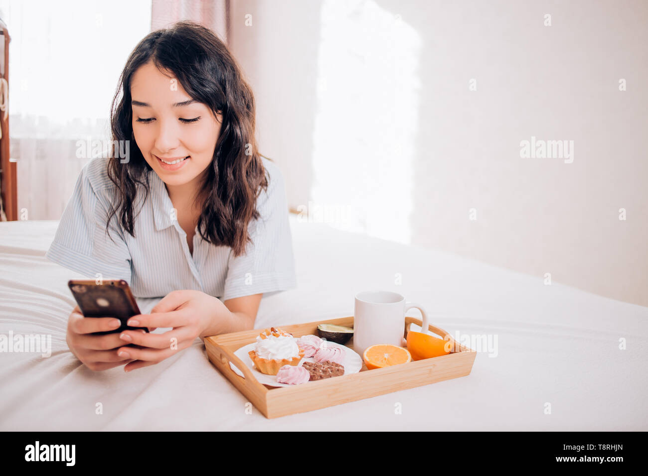 Funny Woman With Brown Wavy Hair Resting In Morning Charming Girl