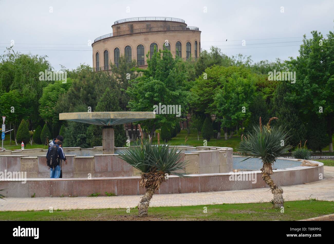 Taschkent, die Hauptstadt Usbekistans in Zentralasien: das Observatorium neben dem Chorsu-Basar Stock Photo