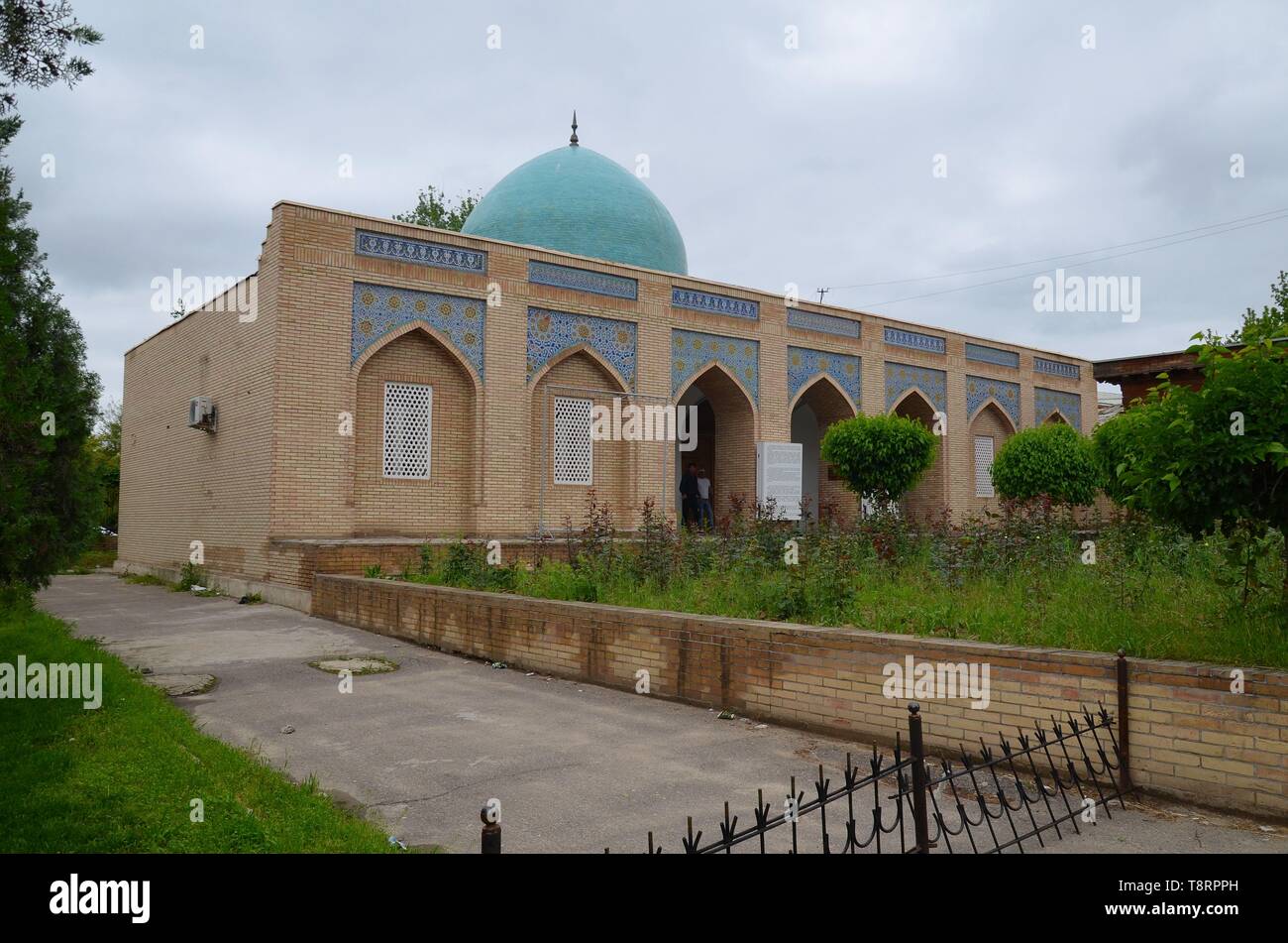 Taschkent, die Hauptstadt Usbekistans in Zentralasien: der Rest der Altstadt, der nach dem Erdbeben 1966 stehen blieb; kleine Moschee Stock Photo