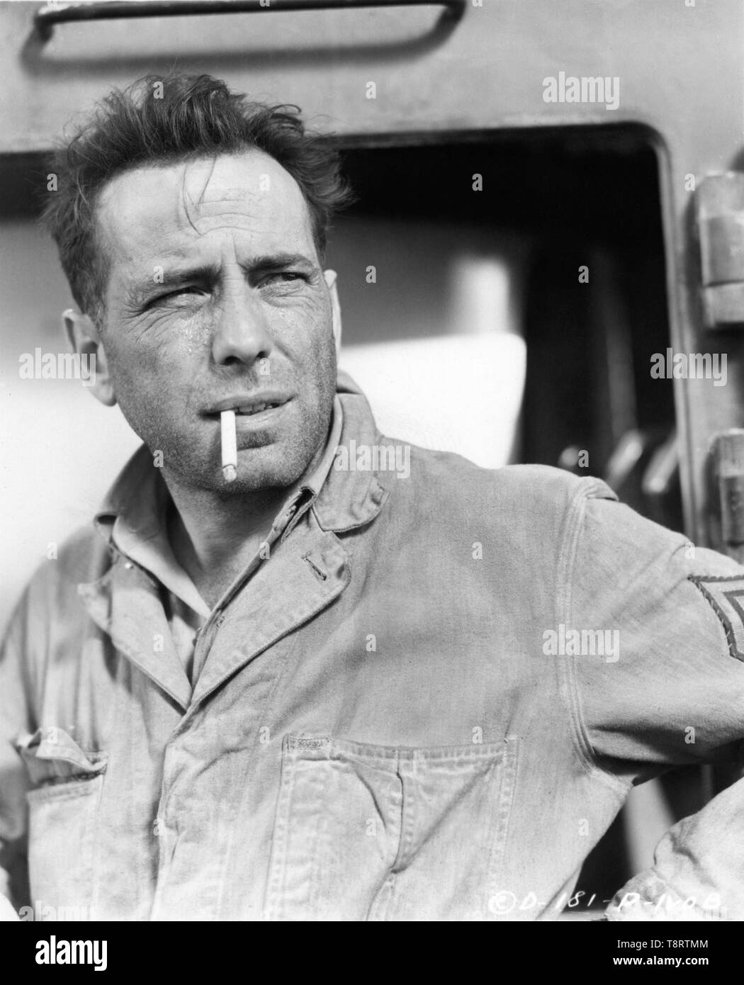 HUMPHREY BOGART candid portrait SAHARA 1943 director Zoltan Korda on HUMPHREY BOGART candid portrait SAHARA 1943 director Zoltan Korda on