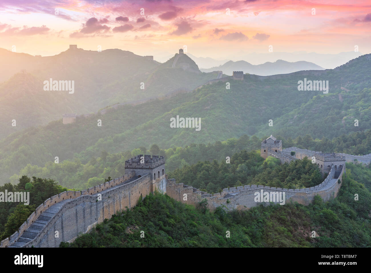 The Great Wall Of China At Sunset,jinshanling Stock Photo - Alamy