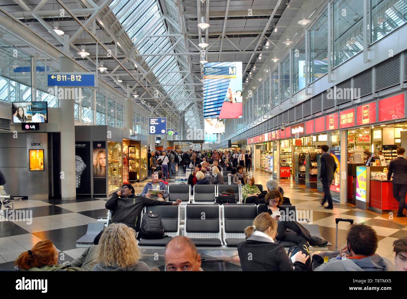 Waiting Area, Departure Hall, Terminal 1, Franz Josef Strauss Airport, Munich, Upper Bavaria, Bavaria, Germany Stock Photo