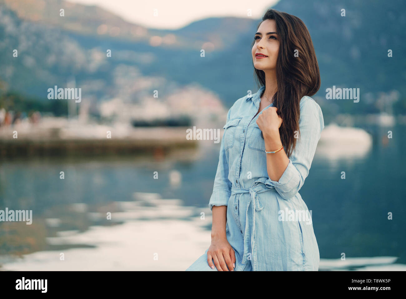 girl by the water Stock Photo - Alamy