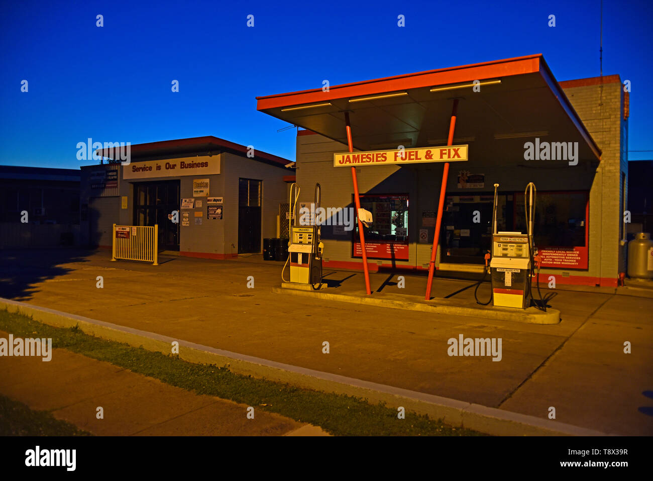 "Jamesies fuel and fix", an old school servo or garage in Glen Innes in