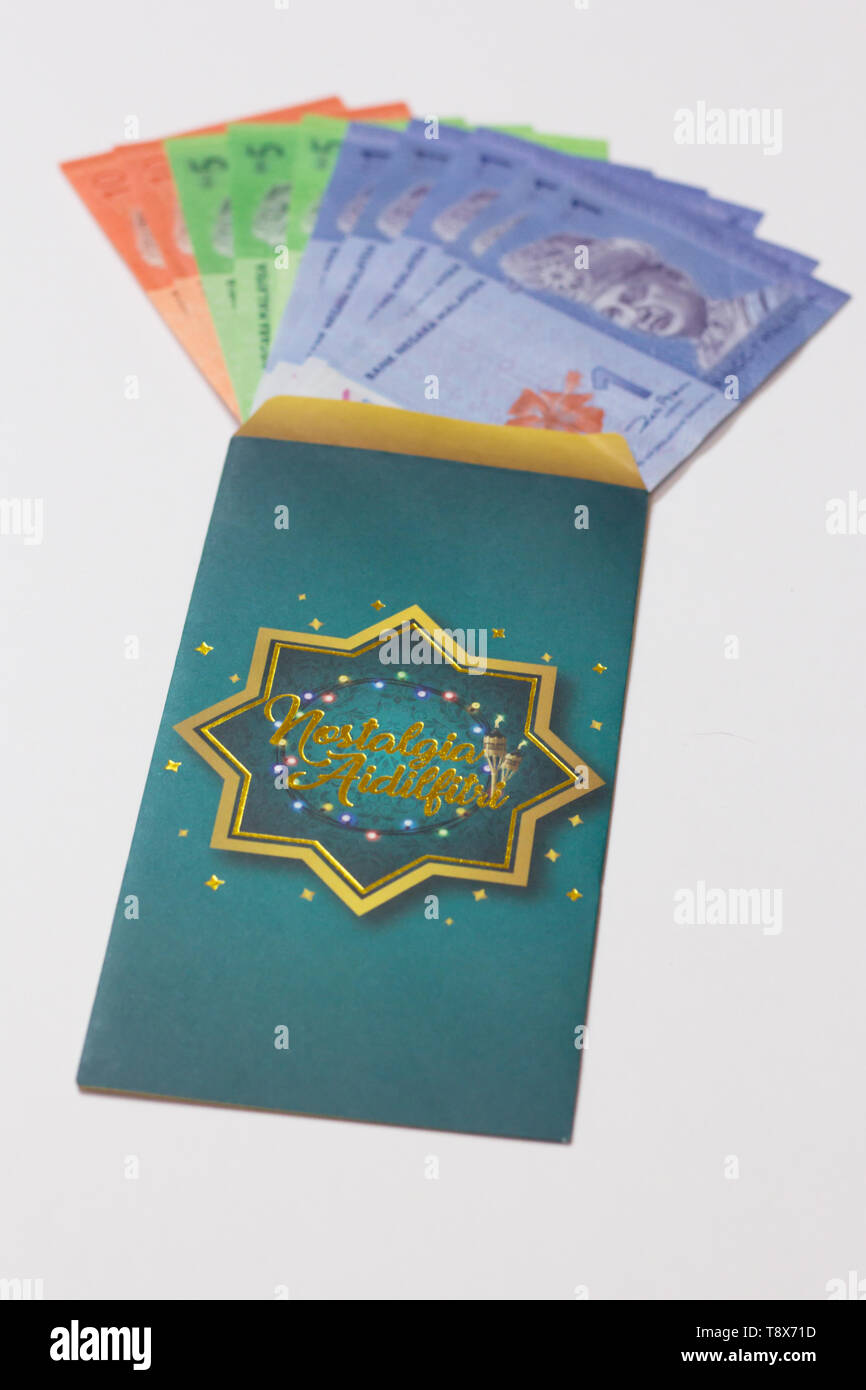 Sampul duit raya in english