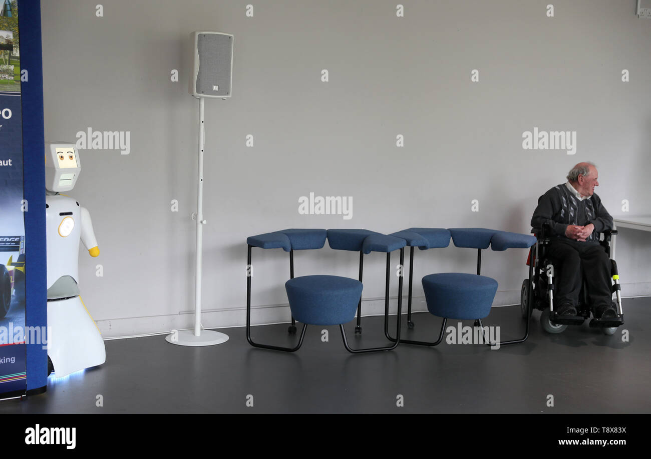 IrelandÕs first socially assistive AI robot 'Stevie II' from robotics engineers at Trinity